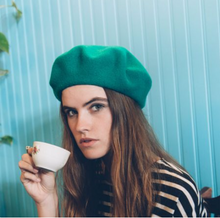 Cargar imagen en el visor de la galería, Boina Vasca Elosegui de mujer Modelo Dame 100% lana merino sin forro - El triunfo Velayos